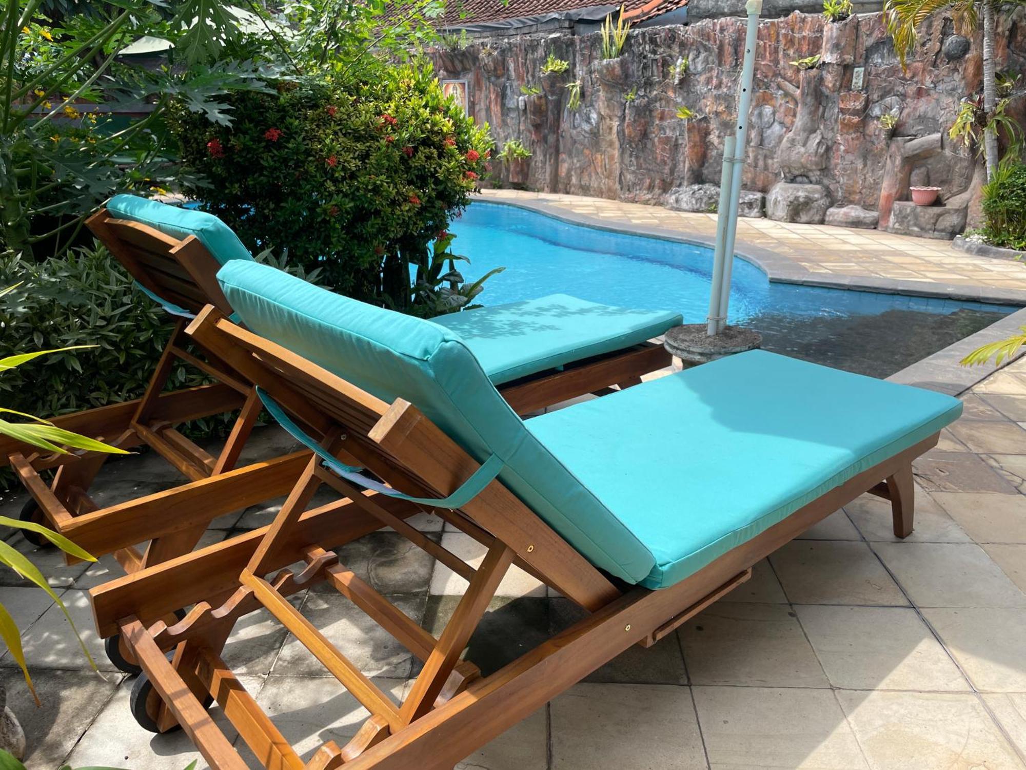 Kubu Elsa Bali Hotel Lovina  Exterior photo