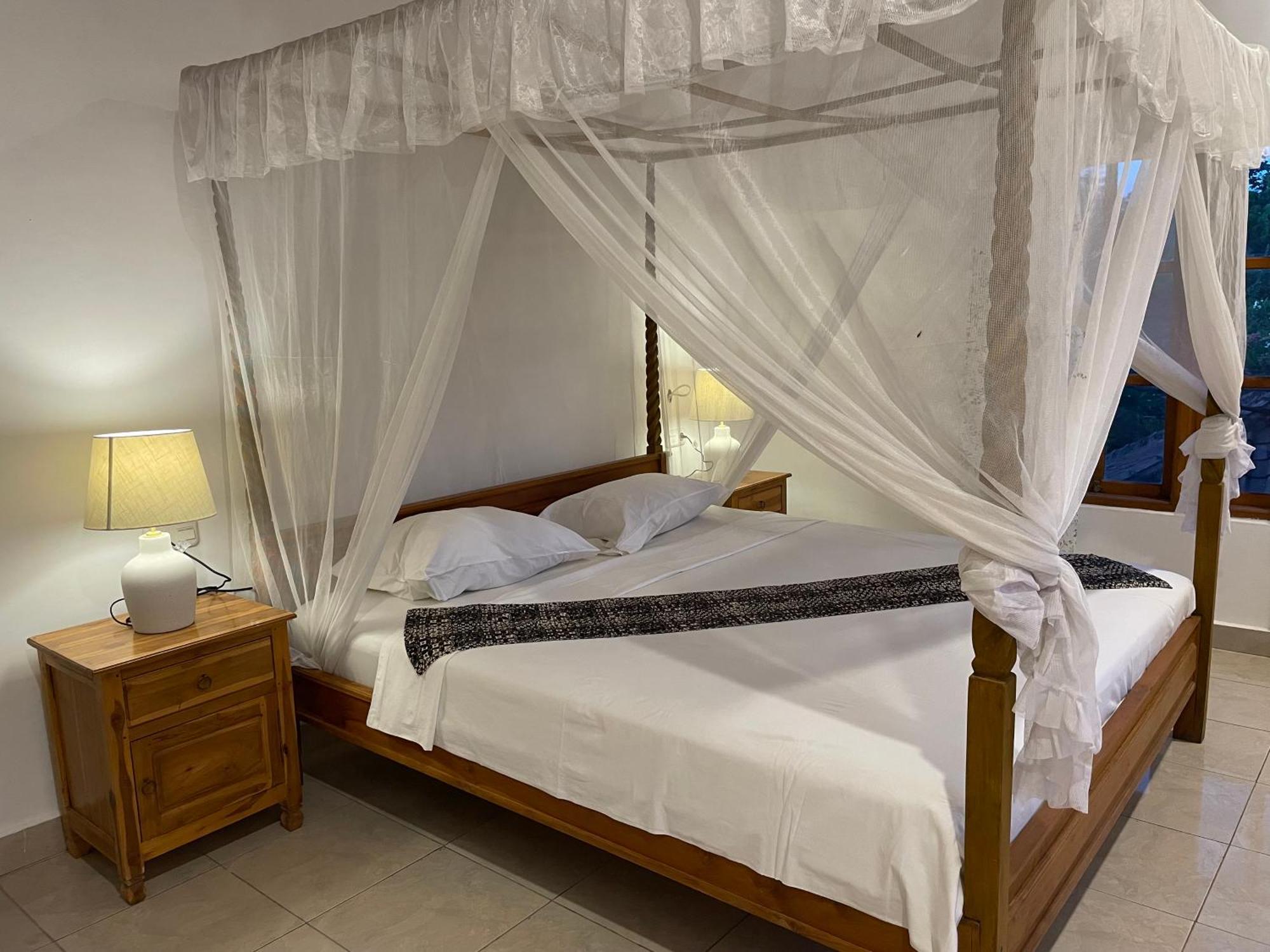 Kubu Elsa Bali Hotel Lovina  Room photo